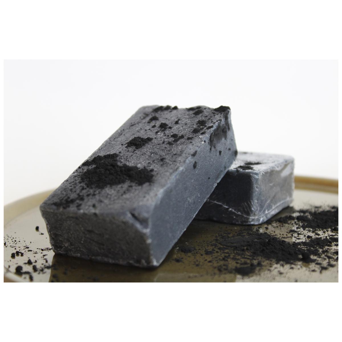 Sabonete natural à base de azeite e carvão ativado Planeta Huerto 100 g