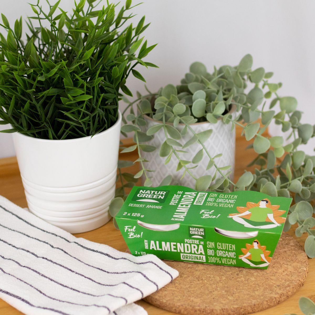 Sobremesa de Baunilha e Amêndoa NaturGreen, 2 x 125 g