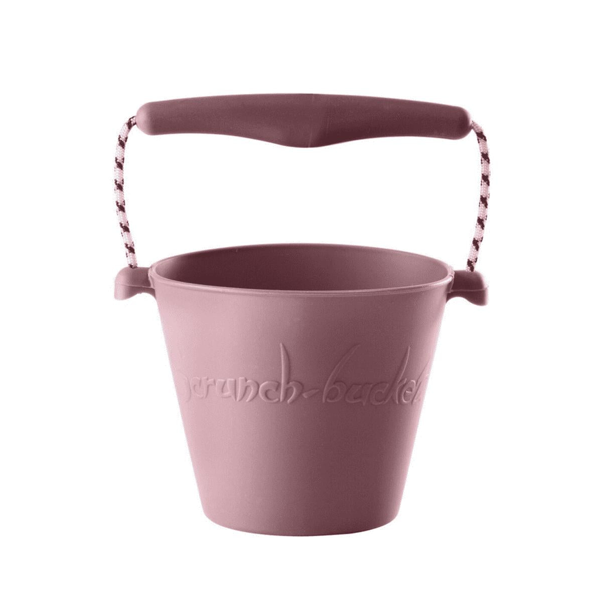 Balde de praia em silicone amassado rosa pastel