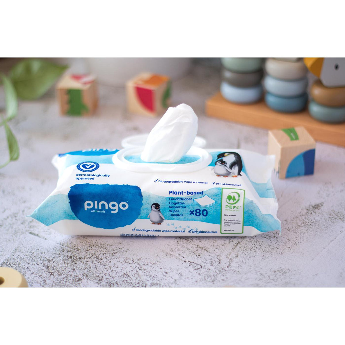 Embalagem com 4 toalhitas Pingo 100% biodegradáveis, 80 unidades